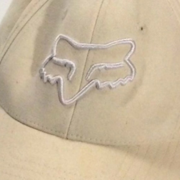 FOX | Beige Elastic Fitted Hat White Logo Stretch Cream Color - Picture 8 of 8